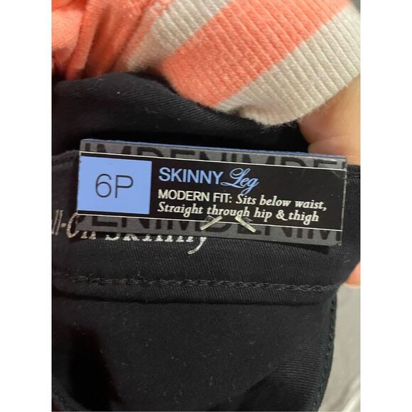 Apt. 9 Black Skinny Pull On Pants 6 Petite Modern Fit New - Picture 5 of 6